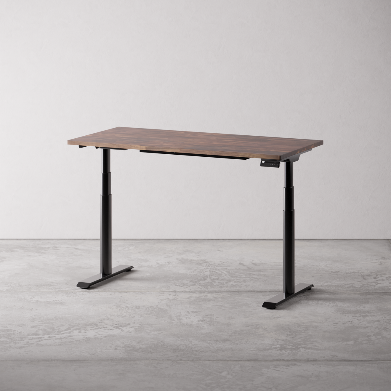 Walnut desktop with E8 black electric standing legs